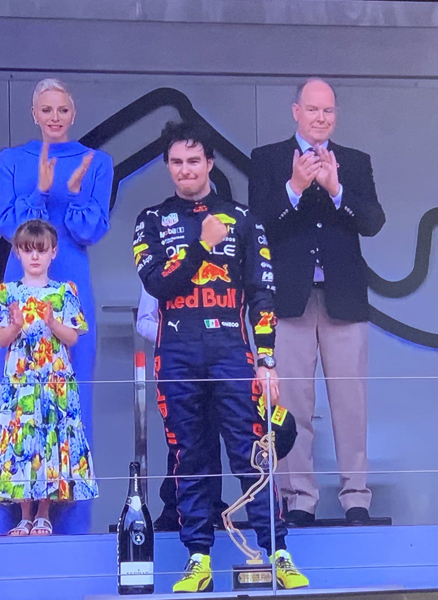 checo’s crying i’m crying you’re crying everyone’s crying