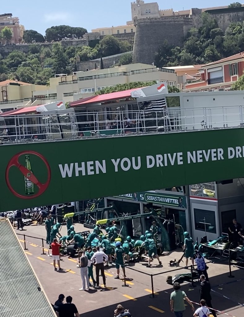 ness_toSeeyou's tweet photo. Week end de Grand Prix à Monaco 🇲🇨 #MonacoGP https://t.co/YwFSxrdlyy
