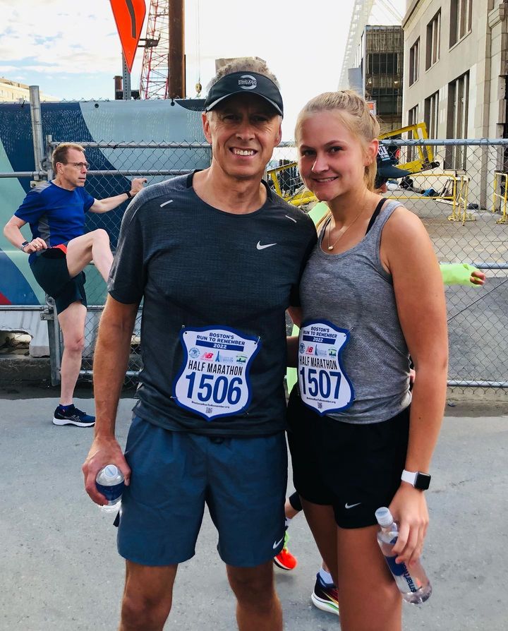 DonCraigFCMA's tweet photo. Ran the #BostonRunToRemember this morning in Boston with my 17 year old daughter. Her first half and she beat me by 3 minutes, finished 2nd in her division and 71/973 females in her debut! Was such a beautiful run through Boston and Cambridge. #FirstResponders #runboston #Boston https://t.co/xg4d1clHRf