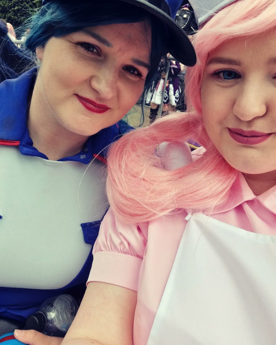 ambae0x's tweet photo. Had the best time yesterday, sad it's already over! #MCMComicCon #mcmLondon https://t.co/B0ddyrolEh