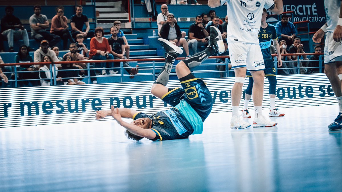 <a href="/LNHofficiel/">Ligue Nationale de Handball</a> <a href="/AmanValentin/">Valentin Aman</a> <a href="/USCreteilHB/">US Créteil Handball 🐏💙</a> La photo de cette action by me 📸🔥