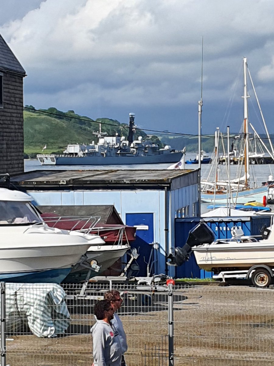 @WOCarlSteedman @hms_kent @RoyalNavy @RNReserve @FOST Left a few minutes ago. Lucky to have a harbour view whilst visiting family locally