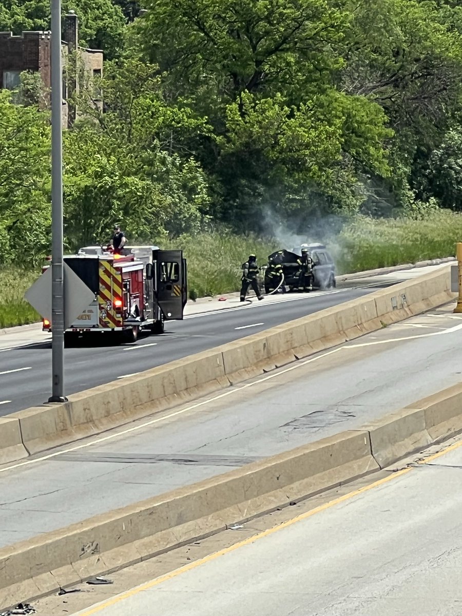 Meredith Barack (@meredithbarack) on Twitter photo WB Eisenhower currently shut down at Harlem due to a car fire. <a href="/cbschicago/">CBS Chicago</a> #chicagotraffic WB Eisenhower currently shut down at Harlem due to a car fire. <a href="/cbschicago/">CBS Chicago</a> #chicagotraffic