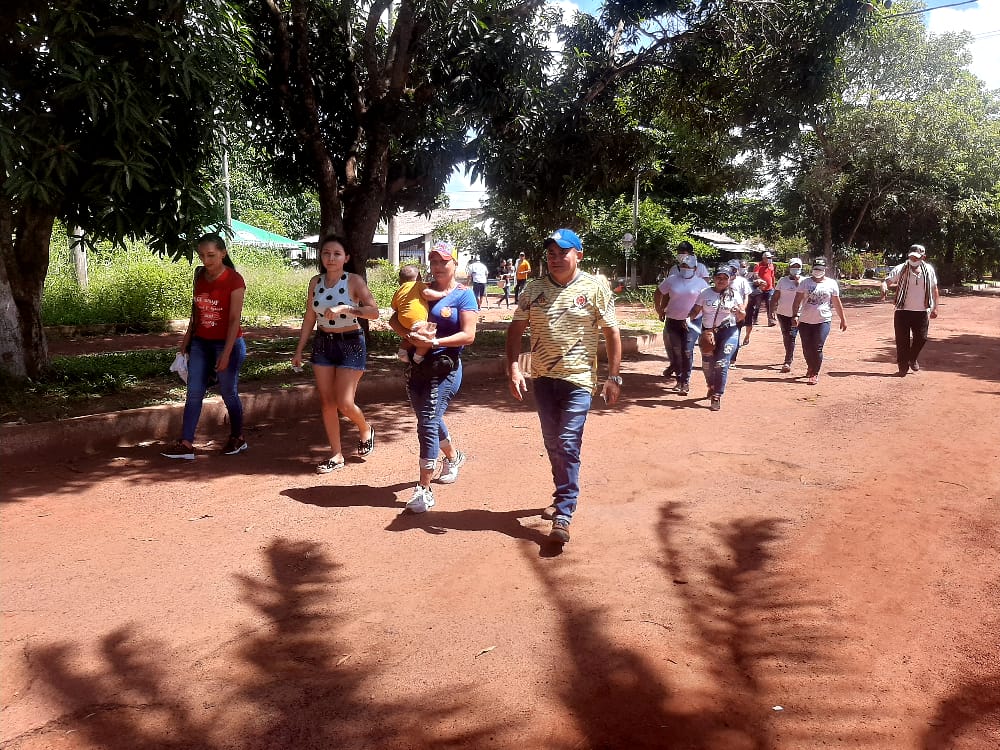 perezmarcos2016's tweet photo. Una gran oportunidad para Colombia y su gente. Desde la capital del Vichada con Fico. Dios nos bendiga y proteja a Colombia.

#FicoPresidente
@Rodrigo_Lara_ https://t.co/kop5zt61sC