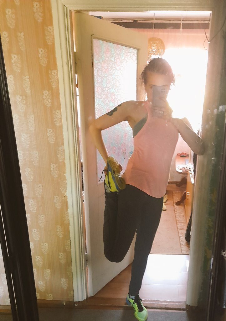 JanaArdan's tweet photo. #bodytraining #comeanddowithme
#youcandoit 👍👍❤❤❤ https://t.co/xU7xXAY0IC