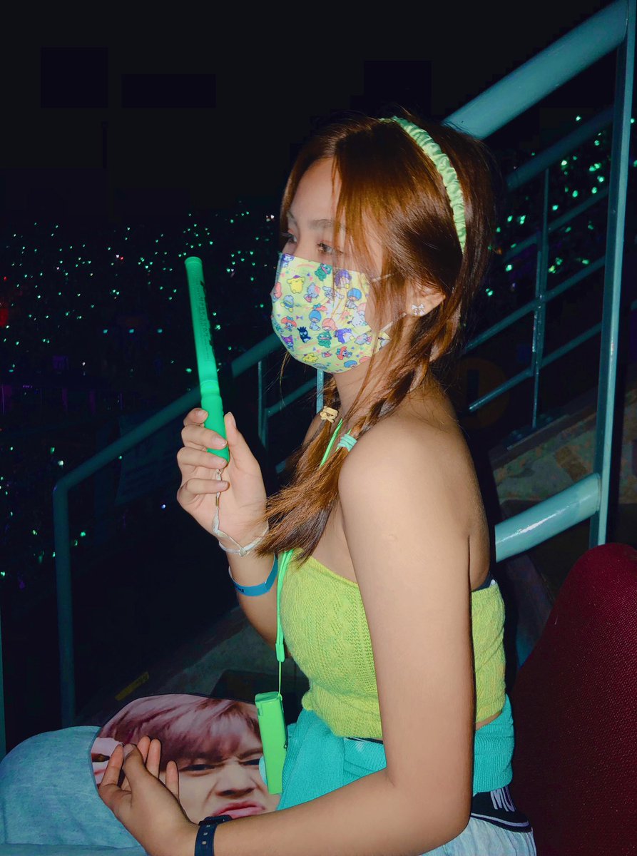 RubybyRuby's tweet image. เราจะรอพี่ๆกลับมา 7 คนน้าาา 💚✨ วันนี้สนุกมากๆ ขอบคุณที่เป็นความสุขให้พวกเรา #PULLUPwithMarkTuan_Day3 #got7 #mark #bambam