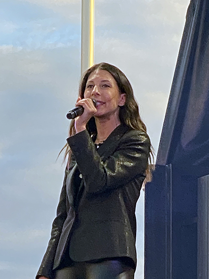 KarinePaoli tweet media