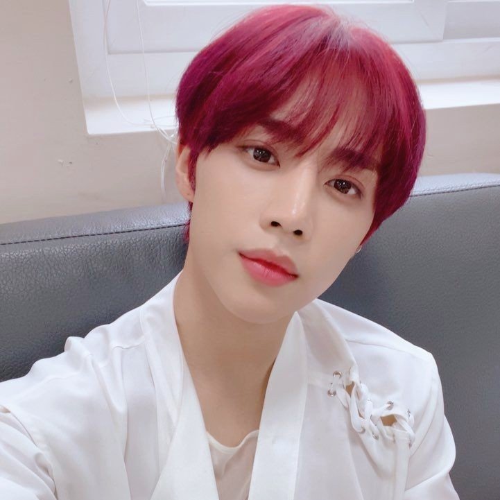 🧸☀️ CLOSED (@cbgksw) on Twitter photo 