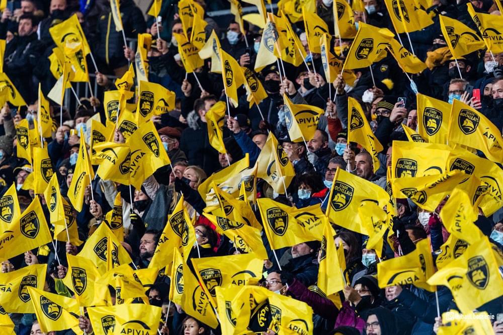 vibrezrugbyd2's tweet photo. Rugby: à La Rochelle, les supporters savourent un premier titre "irréel"
#CHAMPIONSCUP #FievreSR #FromTheGroundUp #HeinekenChampionsCup #Leinster #LeinsterRugby #LEISER #LEIvSR #sazy #StadeRochelais @vibrezrugbyd2
▶️ https://t.co/B2XiaVX0pi https://t.co/WY5VcwHpbc