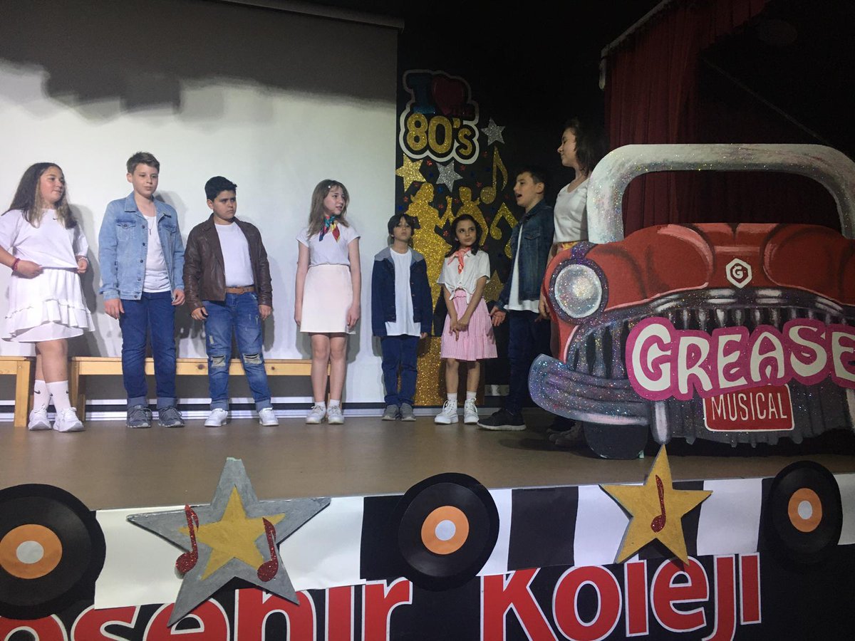 By rehearsing day and night, gathering all the courage they need, our 5th graders were on stage playing their musical 'Grease' and German songs.We are extremely proud of you and all that you represent.❤️💙