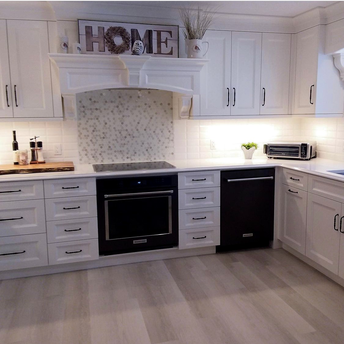 There's a huge difference between a house and a home. 😊🏠
•
Flooring - Angel Feather
Collection - SolidCore
•
Visit our website and order free samples:
bit.ly/3LoqlCy