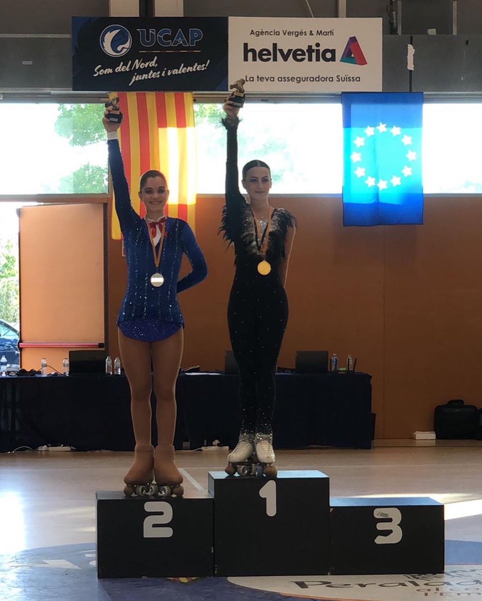 CpCelra's tweet photo. Ahir la Laia va obtenir la segona plaça en el Campionat provincial juvenil de Girona 🥈classificant-se pel Campionat de Catalunya que celebrarem a casa.
Moltíssimes felicitats Laia!✨
#cpcelra #celrà #patinatgeartístic #catalunya https://t.co/vS2280mp2h