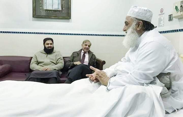 مولنا فضل الرحمن سے رشتہ ووٹ کے بنیاد پہ نہیں بلکہ ایمانی قوت کی بقاء کی وجہ سے ہے
،❤️❤️❤️❤️❤️
#Balochistan_JUI_Ka