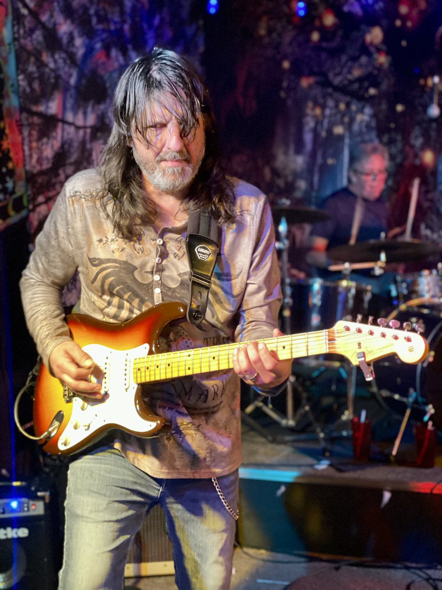 whystore's tweet image. Sidelines Avon