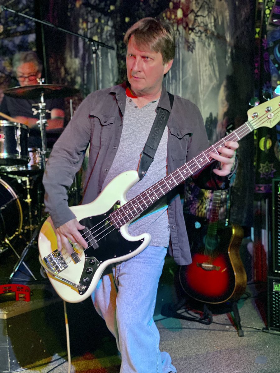 whystore's tweet image. Sidelines Avon