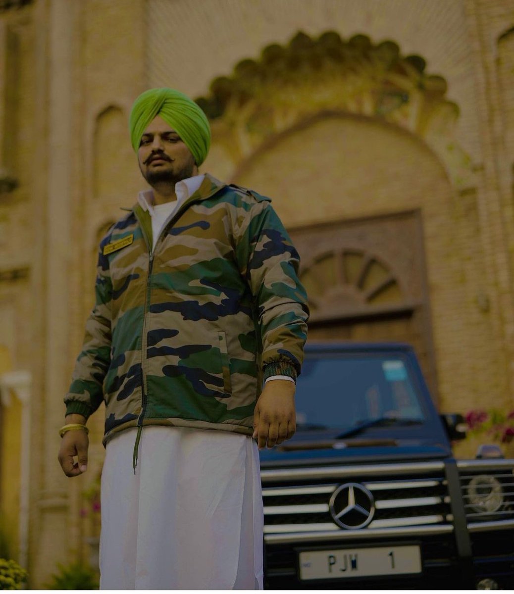 RahulDa24317257's tweet photo. Waheguru bless your soul 💔💔💔😢🙏
#sidhumoosewala 💔 https://t.co/n7FKRX5Cr0