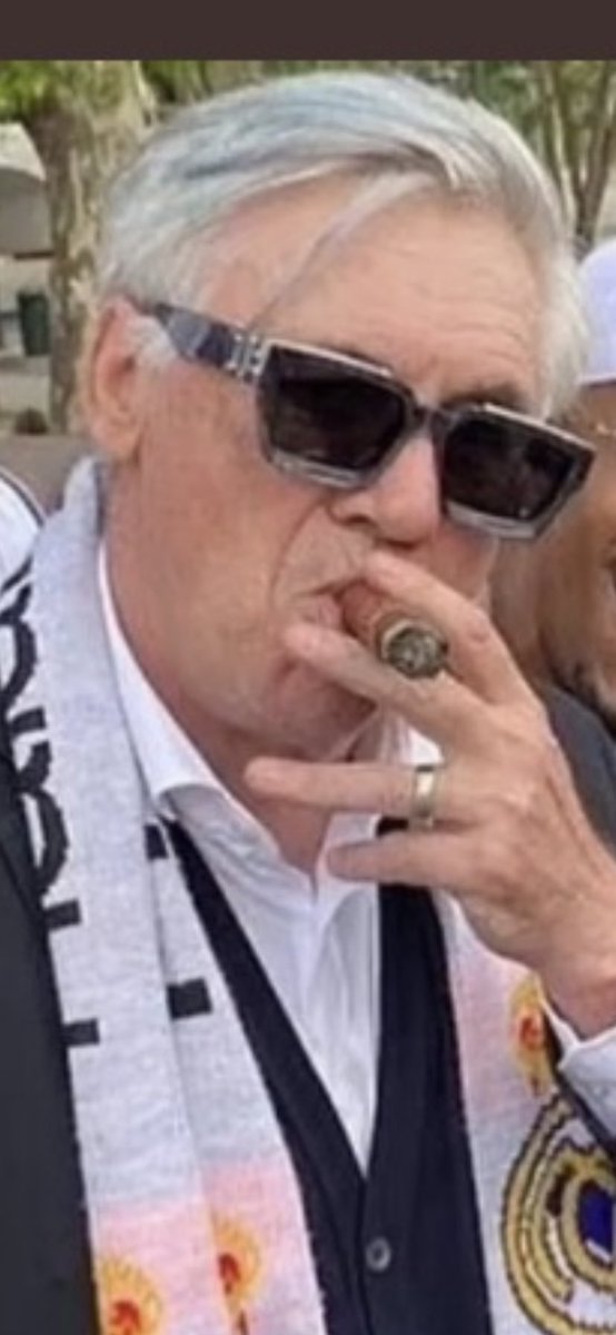 Liverpool and <a href="/HenryFox92/">Henry fox</a> bottling it on the same weekend got me like Don Carlo   

CARLO CARLO CARLO