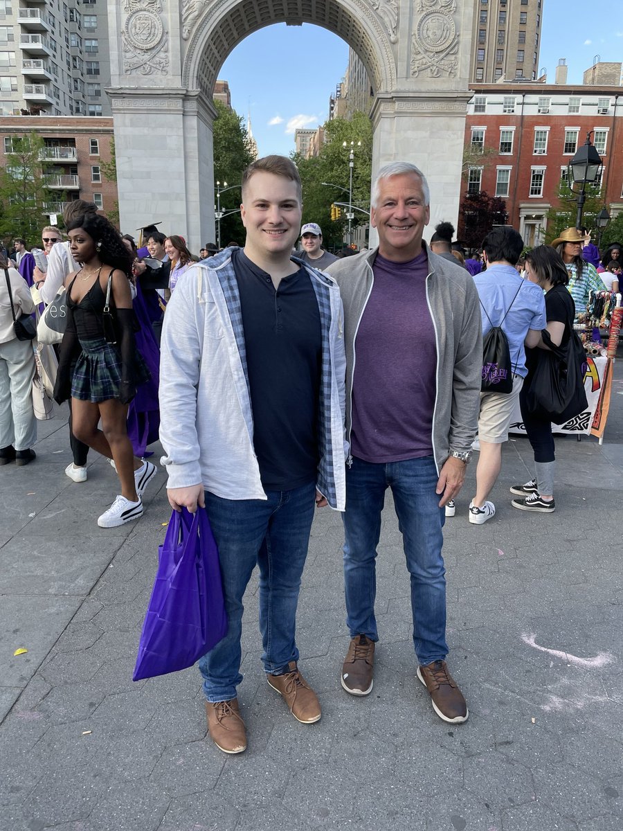 KE8KDF's tweet photo. I finished college! I spent 6 years in total at NYU and while I'm ready to move on, I'll never forget my time there. I'm so grateful for my family for supporting me all this way. Here's to new adventures with my IATSE family!
#nyu #graduation #iatse #UnionStrong https://t.co/7JFtCQxFnx