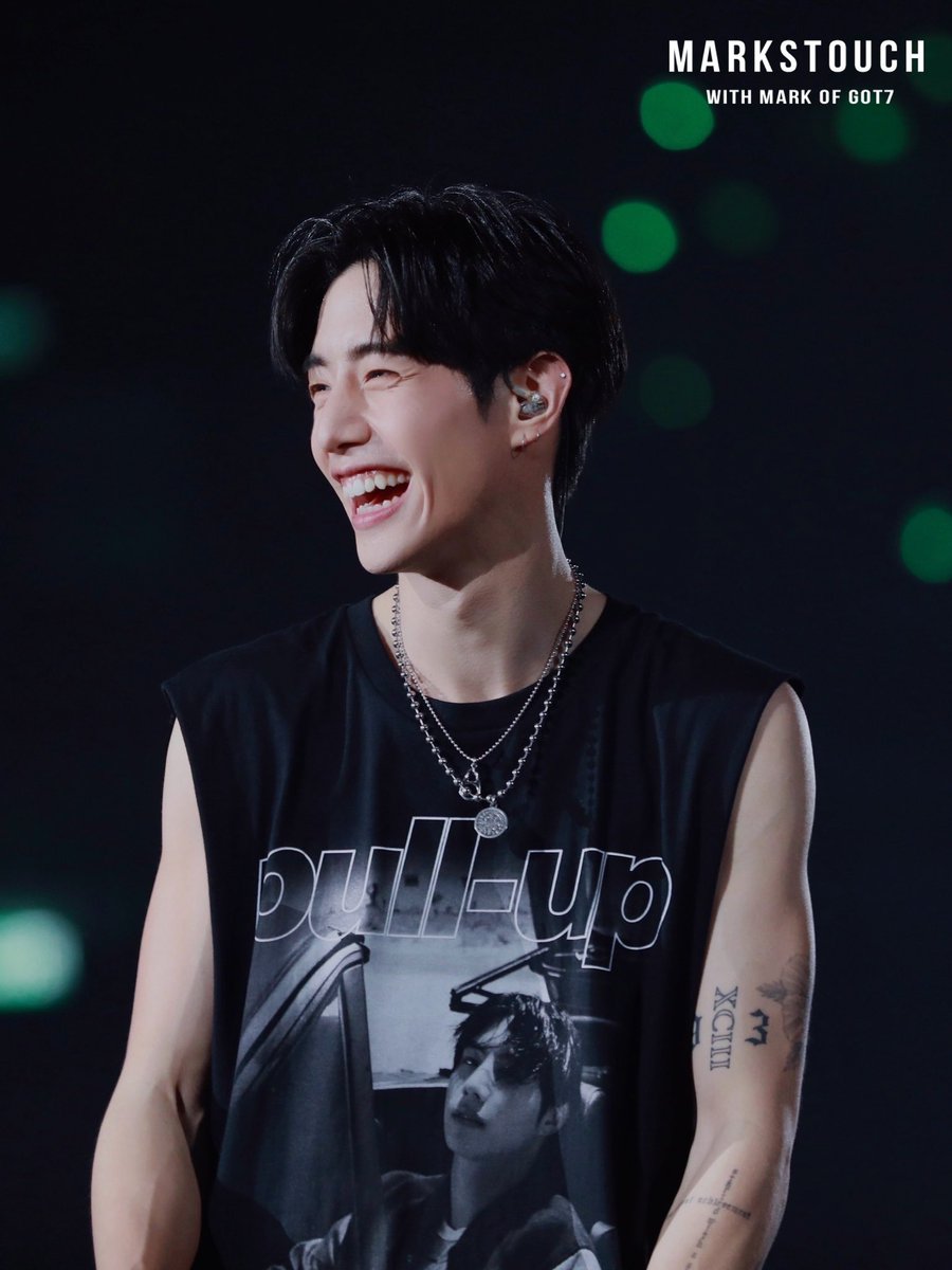 markstouch's tweet photo. 220529 너무 그리웠어 마크 무대😭😭😭 #PULLUPwithMarkTuan_Day3 #PULLUPwithMarkTuan #GOT7 #갓세븐 #마크 #Mark #MarkTuan #段宜恩 #단의은 https://t.co/u4d11N3aDg