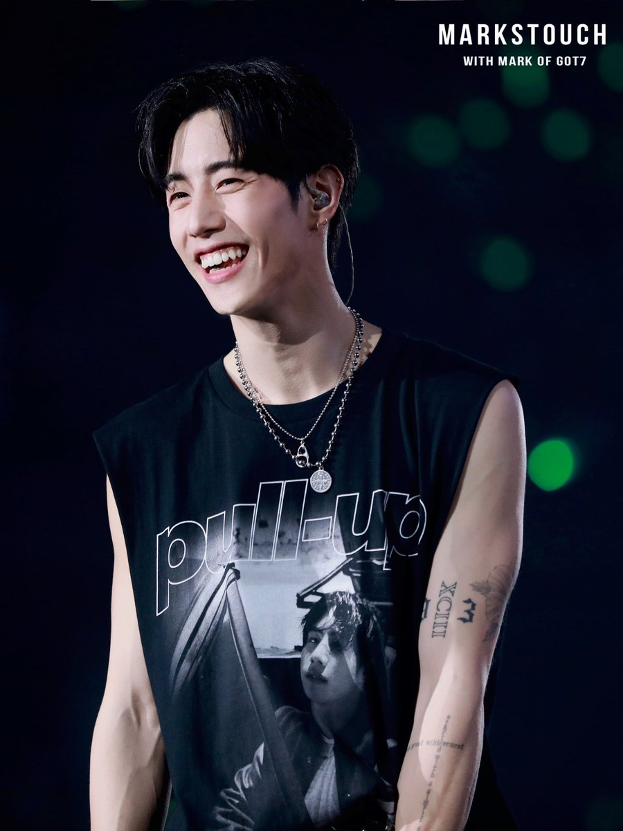 markstouch's tweet photo. 220529 너무 그리웠어 마크 무대😭😭😭 #PULLUPwithMarkTuan_Day3 #PULLUPwithMarkTuan #GOT7 #갓세븐 #마크 #Mark #MarkTuan #段宜恩 #단의은 https://t.co/u4d11N3aDg