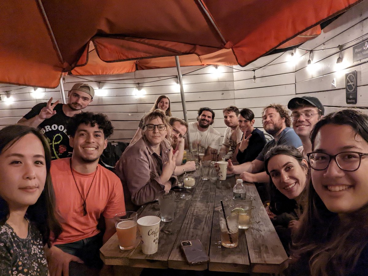 Gonzalez4NY's tweet photo. It's a beautiful first weekend running in the 59th. π
Friday morning, we rallied with friends like Marcela and Housing Justice for All to pass #GoodCase, before meeting up with the Ecosocialists to canvass Astoria and grab a drink as they fight to pass #BuildPublicRenewables. https://t.co/U432nnXHQH