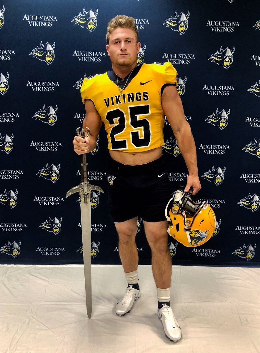 cadencox25's tweet photo. Thankful &amp; humbled for the offer &amp; Official visit to Augustana University! @CoachBradshaw89 @CoachOJ_ @JUCOFFrenzy @JuCoFootballACE @ButlerGrizzlyFB https://t.co/w67ezNjuhb