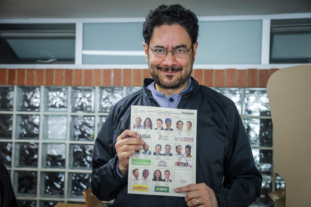 Iván Cepeda Castro tweet media
