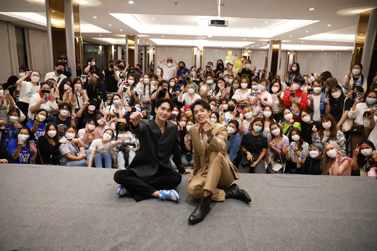 insarinofficial's tweet photo. ขอบคุณแฟนคลับทุก ๆ คน สำหรับกำลังใจในวันนี้มาก ๆ เลยนะคะ~ 💙🧸

#innsarin #อินจ็อบ
#congratsinnjob https://t.co/9AR68prFa4