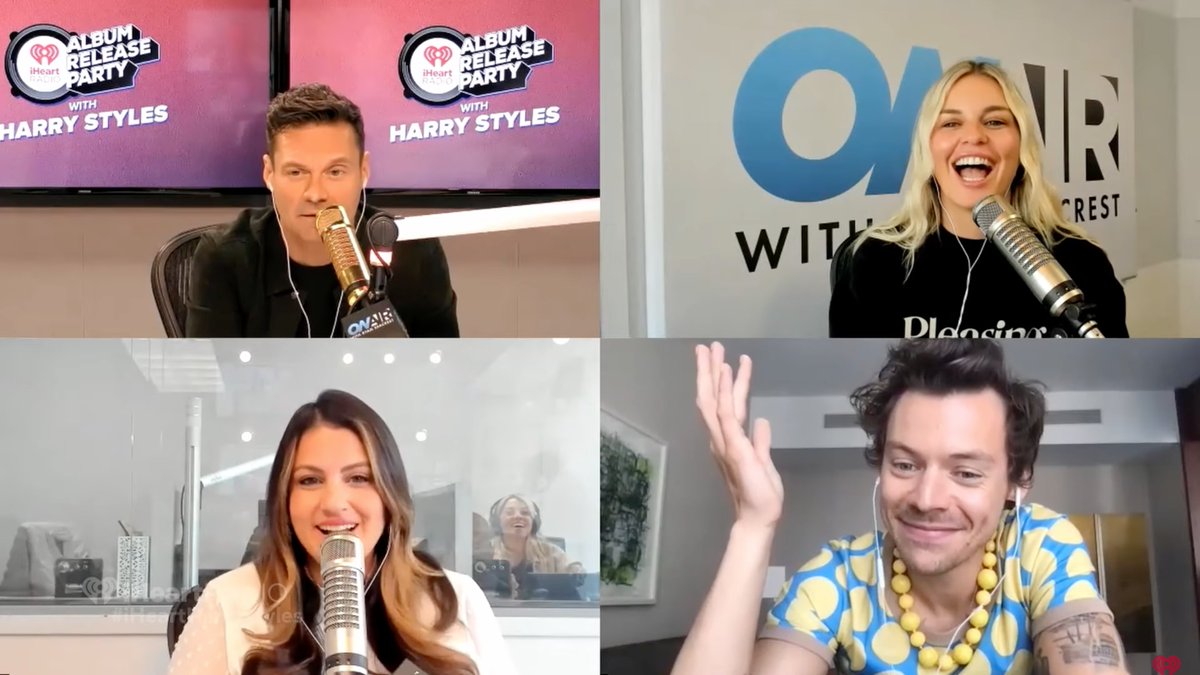 hsdaily's tweet photo. Harry Styles Talks About New Tour, A "Harryween" LA Show, + More!

https://t.co/DjdWvxXCRo https://t.co/sRtoej0jkq