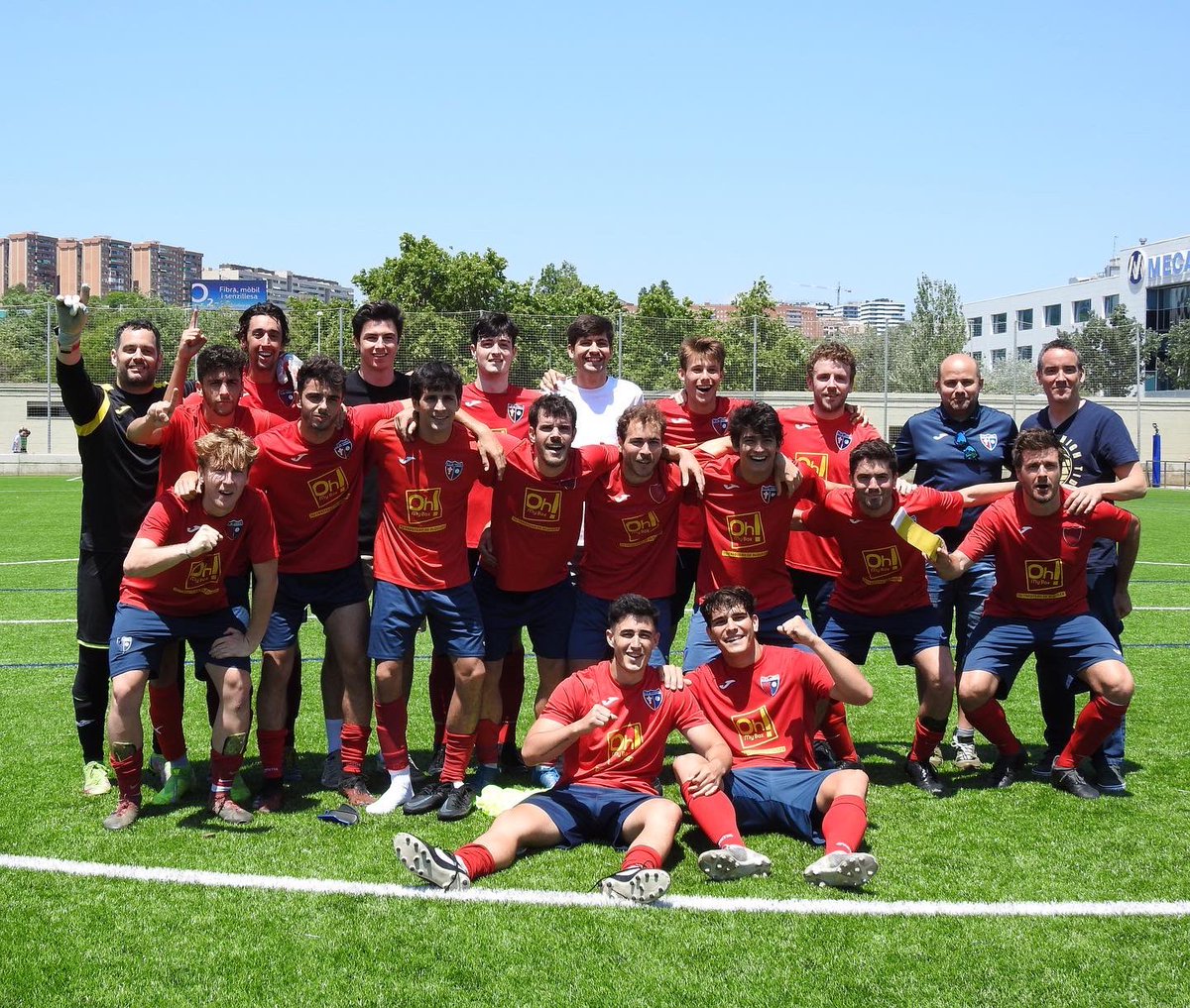 ‼️1r EQUIP‼️

<a href="/CD_ALMEDA/">CD ALMEDA</a> 0-2 1r Equip
⚽️ Moya, Carlos V

Després de l’ascens a #1cat aconseguit la setmana passada a casa amb tota la nostra afició, avui ha estat el dia que ens hem proclamat CAMPIONS de #2cat3.
💪🔴

Enhorabona a tot el club!!! Seguim fent història!!!

#somhiCP