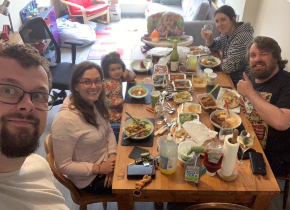 Preparing with a delicious meal 😊 and lots of fun and games with <a href="/ThomasEWoolley/">Thomas Woolley</a>'s awesome family 😍