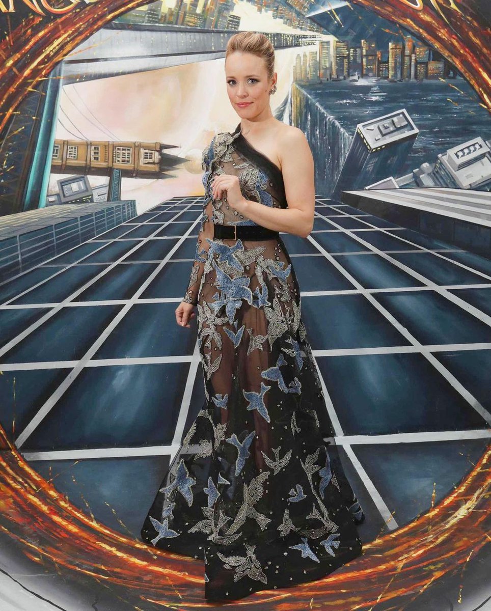 BRRachelMcAdams's tweet photo. ๐ธ Rachel McAdams na premiere de #DoctorStrange em 2016 e na premiere de #MultiverseOfMadness em 2022 ๐ฅฐ https://t.co/XrXwXLZnvX