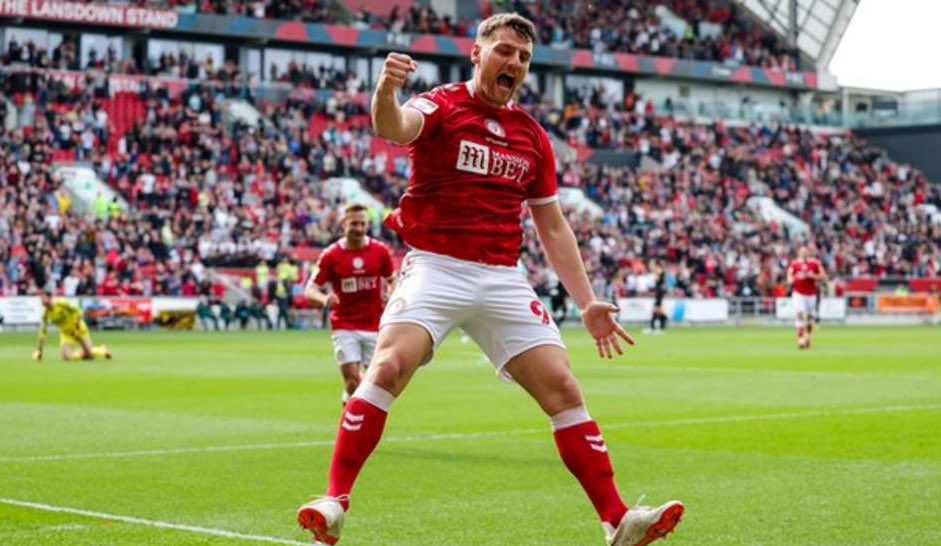 Shout out to the Notting Hill Forest for making it back to the EPL League. The London franchise took the 3 points against the franchise from the cow titty-named city as Uddersville take the L with a negative equity goalshot.