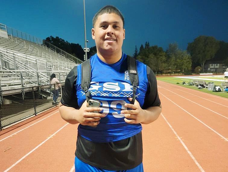 2023 OL Amos Talalele (Santa Clara) looks ahead to USC OV, busy June:
Click here: bit.ly/3PMteR3
A lot has changed in just a few months for Amos who is now a priority for USC.
<a href="/ATalalele/">Amos Talalele🇦🇸</a> <a href="/SC_Bruins/">SCHS Bruins</a> @TTalalele