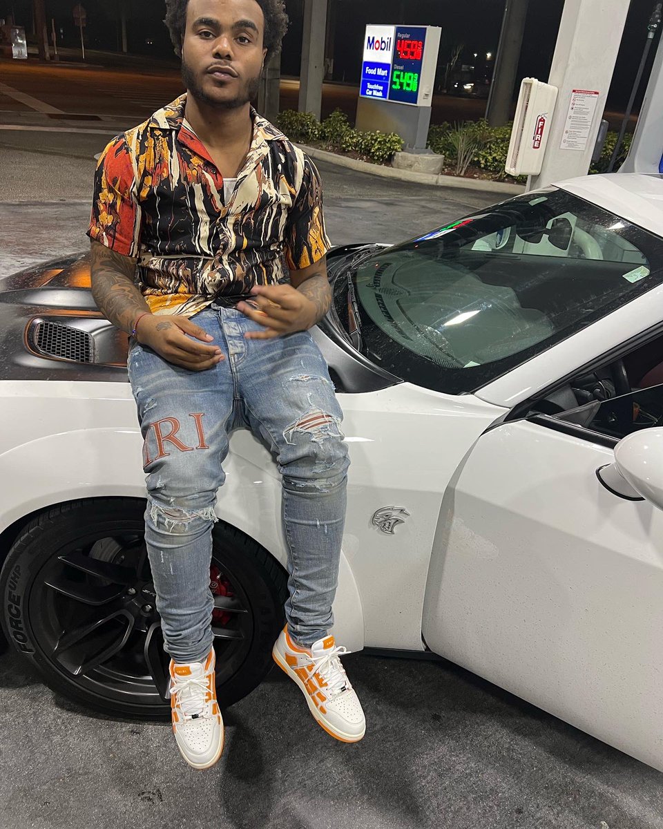 Pablo3OO__'s tweet photo. 🙈🙊🙉 #RipWock #RipMista 🦍 https://t.co/NixGpwVDt8