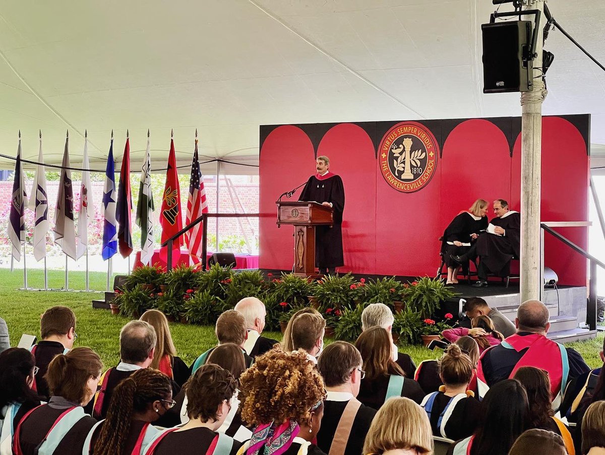 Active Image Media tweet media