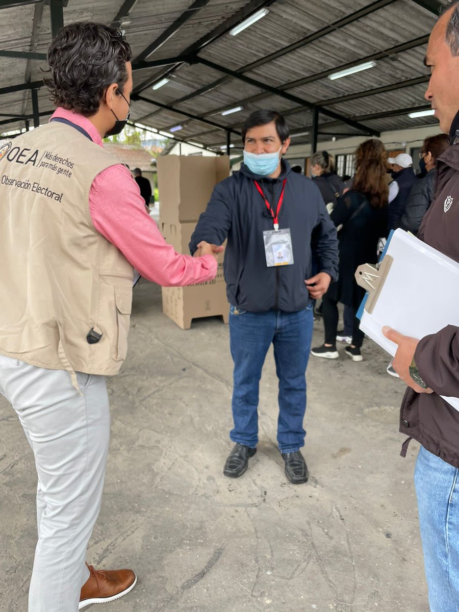 Colombia decide y nosotros observamos. La democracia gana.