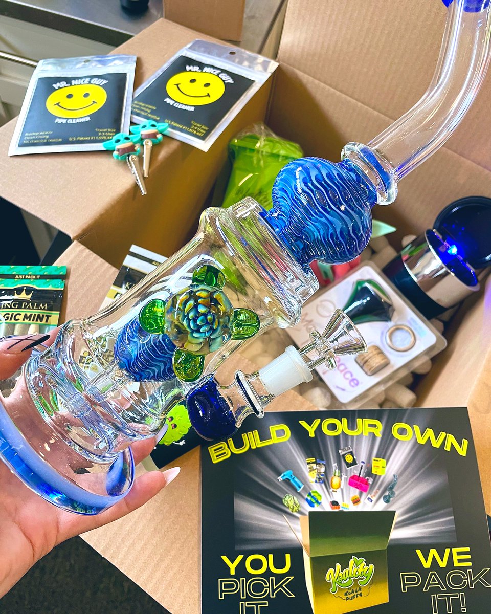 koalapuffss's tweet photo. KOALITY box GIVEAWAY time⚠️
Worldwide 🌎 21+
To enter: quote retweet this with a GIF of what you’d do if you WON ❤️
2 winners will be announced in a few days 🔥🔥
Good luck 🤩 🍀 
(More info on these boxes (https://t.co/cbXVY2u0kj) https://t.co/Ir6lFfr9pR