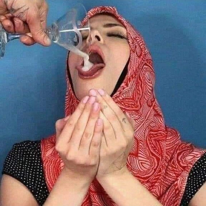 احد مبارك على اسيادنا المسيحين وعلى لحمنا اللي بيتعاشر منهم