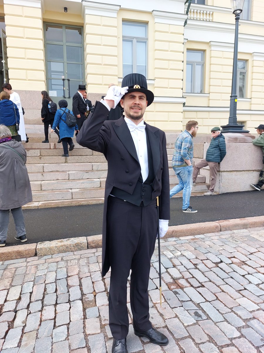 EemeliTomberg's tweet photo. The fanciest and most memorable party I've ever attended. After three nights (and maybe a total of 10 hours of sleep) it's finally over. Thanks to everyone! #FilPromootio22 https://t.co/mDcOSXxVnn