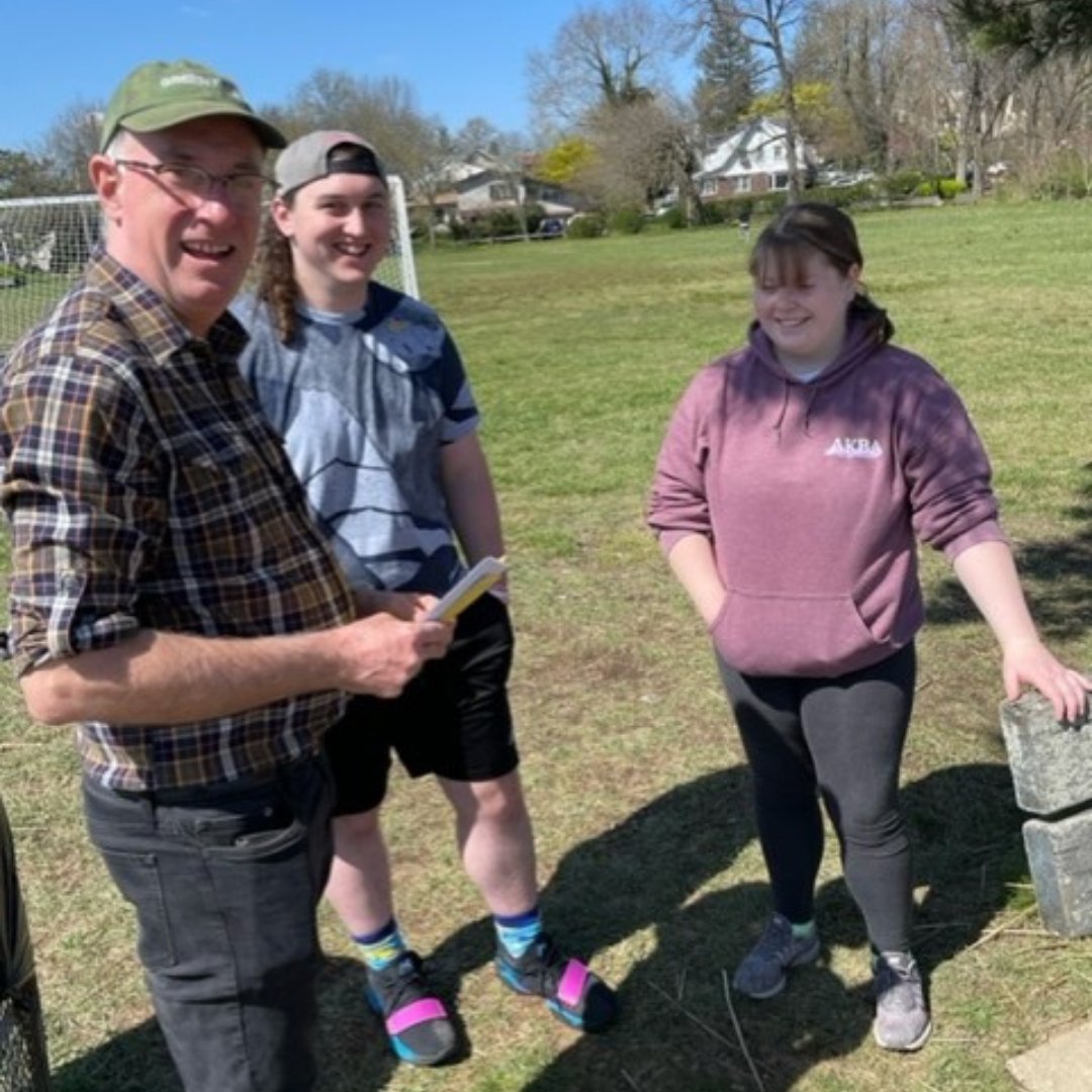 Oysters clean the ocean and protect shorelines from wave action. Researchers from <a href="/HofstraU/">Hofstra University</a> are analyzing the sediment at our Living Shorelines site in Queens, NY for oyster castle design. #oysterreefs #oysters #oystercastles #hofstrauniversity #livingshorelines #sealevelrise