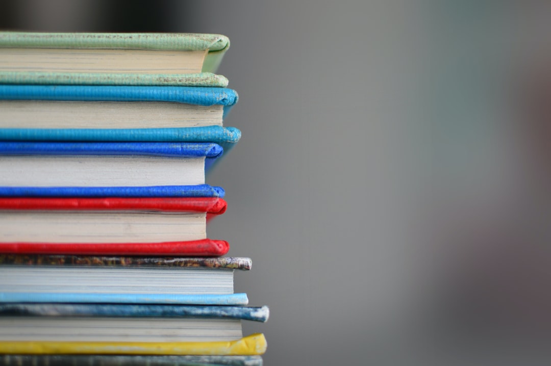 nolo14's tweet photo. ✍🏻Post antiguo: 📚"Libros que todo profesional educativo debería haber leído" #lecturas #educacion 
https://t.co/welq7wFhZK https://t.co/XbOdT2WrYU