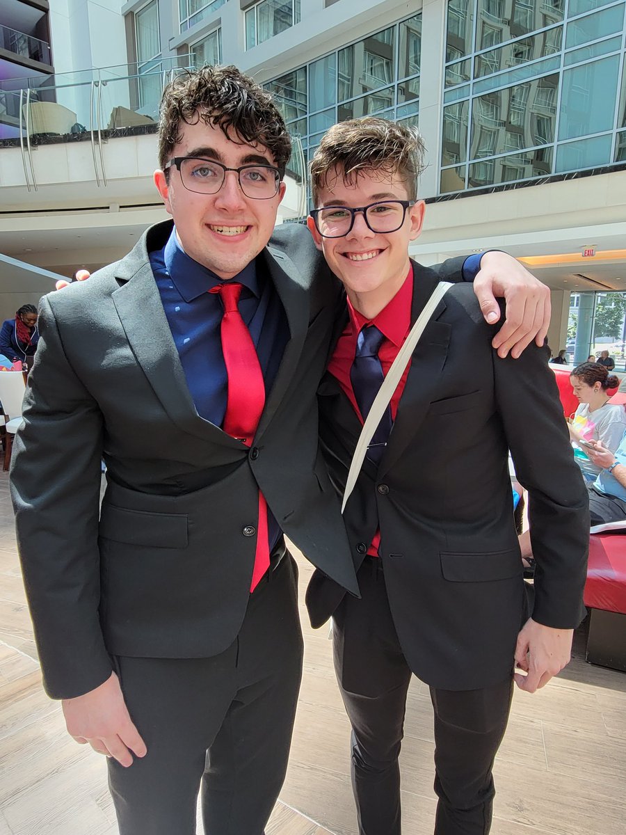 Slinger4N6's tweet photo. Adam and Reilly made it to Quarter Finals. Good luck boys. https://t.co/DXqDZFg7pI