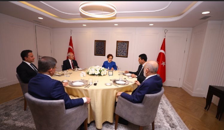 Bu ayki 6'lı Masa toplantısının ev sahibi biziz🍀 Hayırlı olsun 

Bu masa, Türkiye'nin Masası 🙏