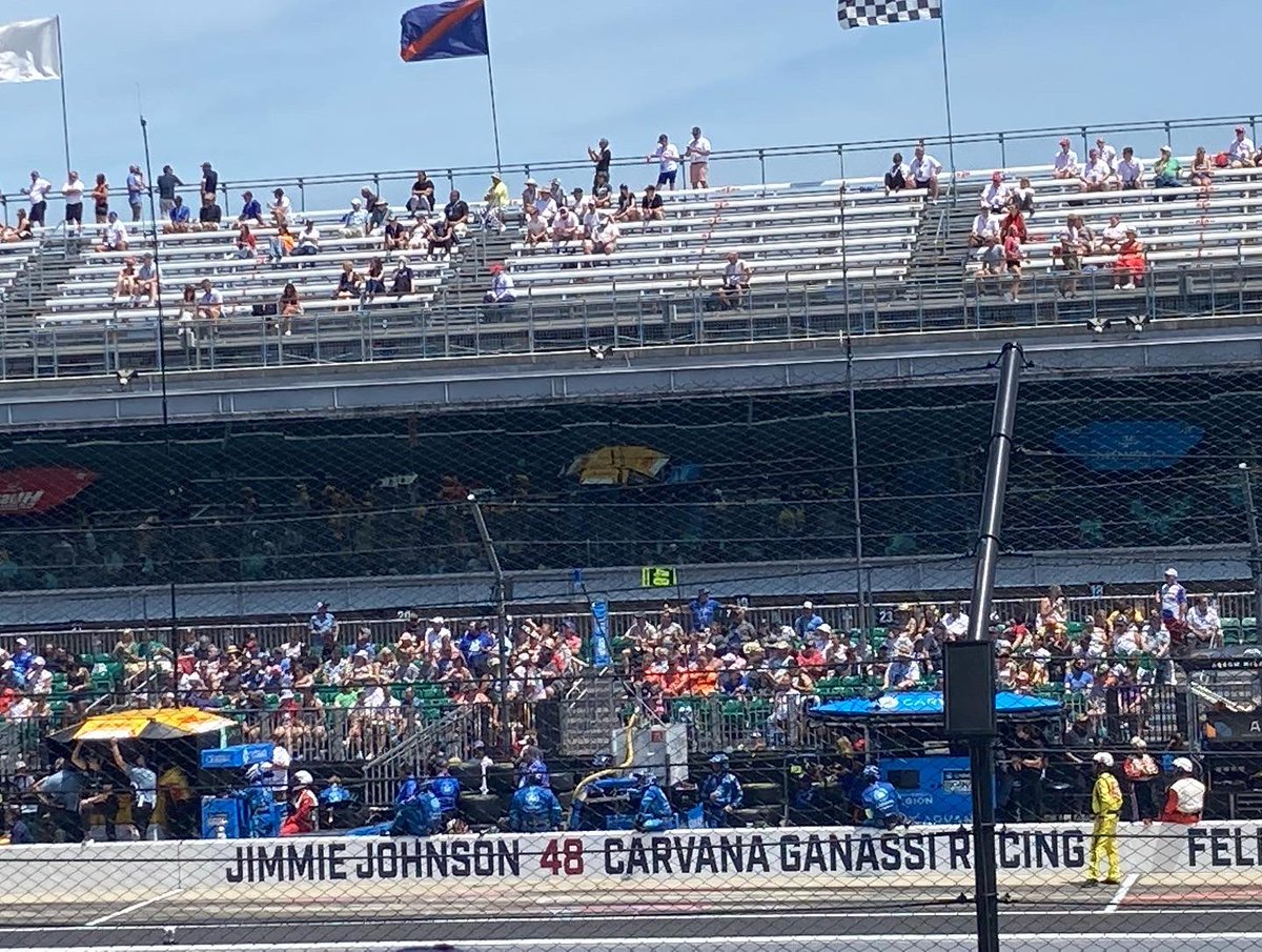 Lanne11's tweet photo. Race day @IMS https://t.co/bxSGvWeUYK