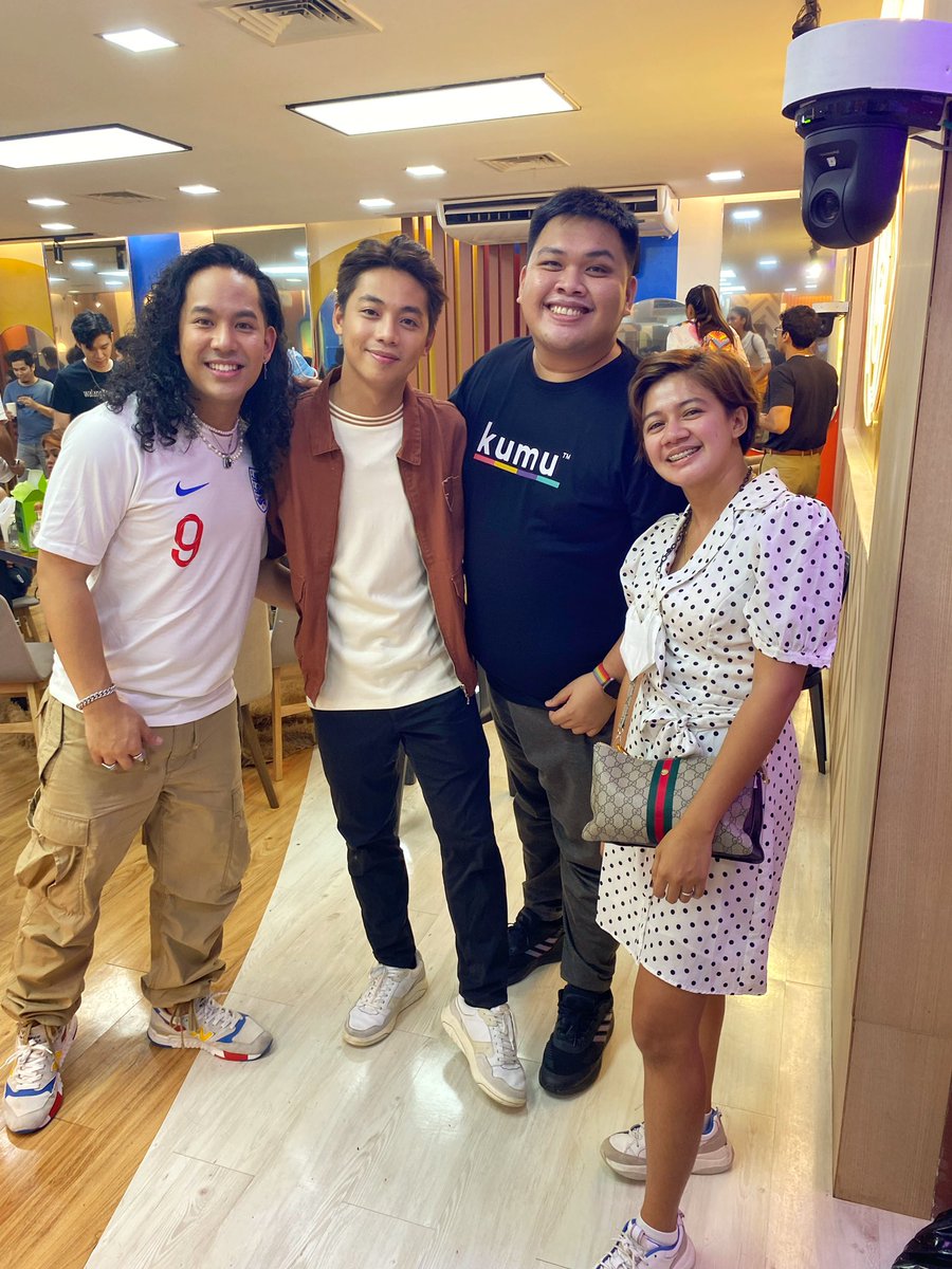 The kumu team with the PBB Housemates. 💙
<a href="/zachrguerrero/">Zach Guerrero</a> <a href="/EianRances/">𝗘𝗶𝗮𝗻 𝗥𝗮𝗻𝗰𝗲𝘀</a> <a href="/BenedixRamos/">Benedix Ramos</a> <a href="/SamBer_Official/">Samantha Bernardo</a> <a href="/AlyssaValdez2/">Alyssa Valdez</a> <a href="/jordz_andrews/">Jordan Andrews</a> <a href="/Tjvalderrama/">TJ Valderrama</a> <a href="/Karen_Bordador/">Karen Bordador</a> <a href="/ComalingMV/">Michael Ver</a> <a href="/JohnAdajar1/">John Adajar</a>