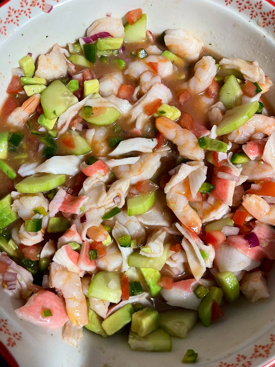 _jewelzz's tweet image. Tell her she’s pretty