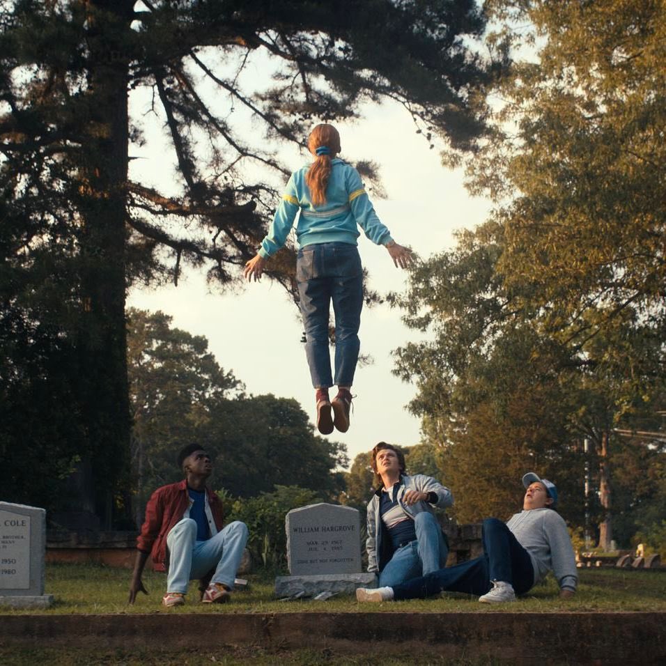 PopBase's tweet image. ‘Running Up That Hill (A Deal With God)’ by Kate Bush hits #1 on US iTunes after being featured in #StrangerThings4 episode, ‘Dear Billy.’