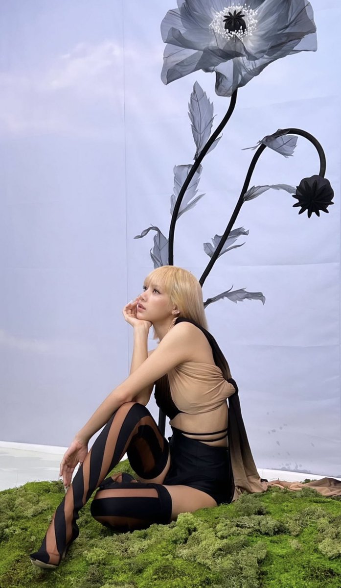 lalisabrand's tweet image. [NAVER] Articles about #리사.
React WITH THE SECOND EMOJI to the links and share via Naver Blog.

🔗 naver.me/FDlffcTP
🔗 naver.me/GVMpKsyl
🔗 naver.me/FcIeOmuW
🔗 naver.me/54JFTuLx
🔗 naver.me/IMRg8Dat

⌞ BLACKPINK LISA 블랙핑크 리사 
@BLACKPINK