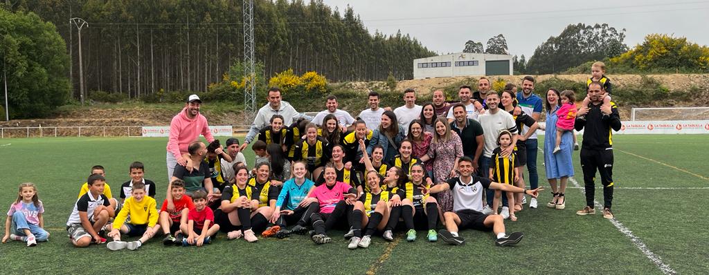 SdTordoia's tweet photo. Pois hoxe podemos decir que un ano máis o FEMENINO É DE PRIMEIRA!!

#SonDoTordoia 🟡⚫🐝 https://t.co/6kGLbucJax
